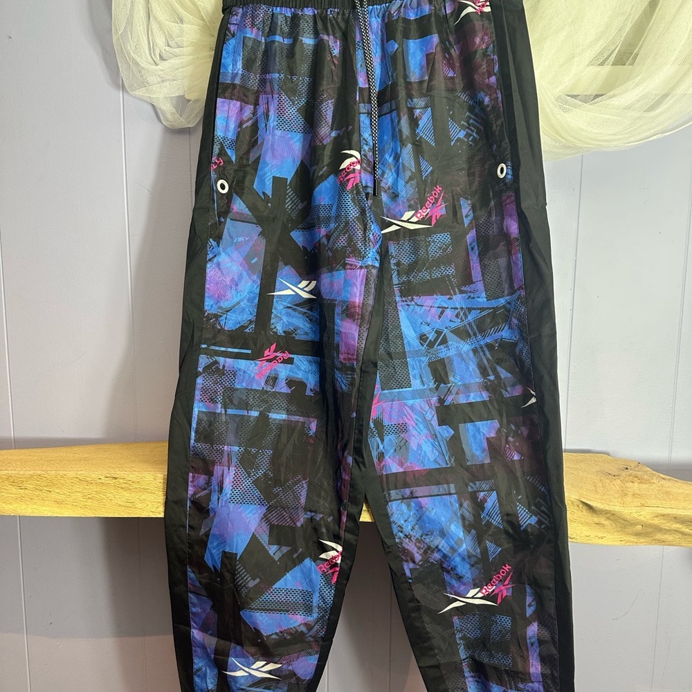 Reebok Men's Multicolor Graphic Joggers - Picture 4 of 10
